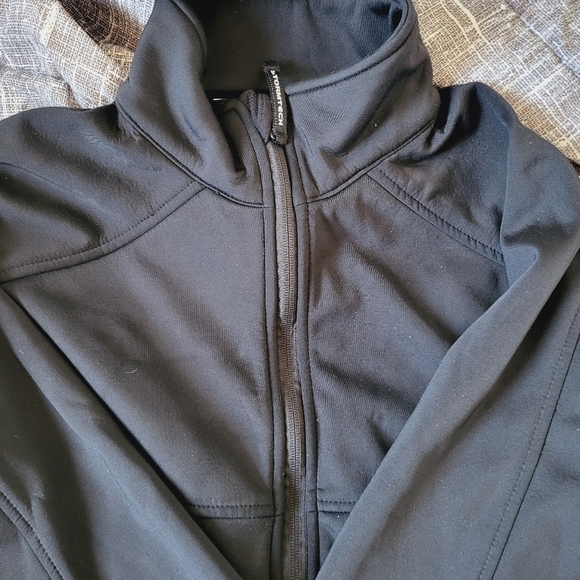 Stormtech zip up jacket - Picture 7 of 7